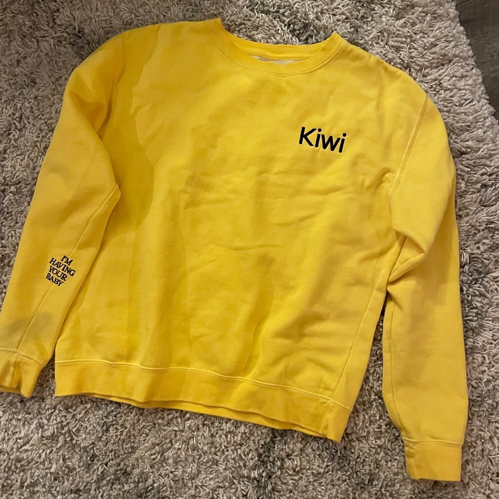 Harry Styles Kiwi‎ Graphic Sweatshirt Yellow Crewneck Medium